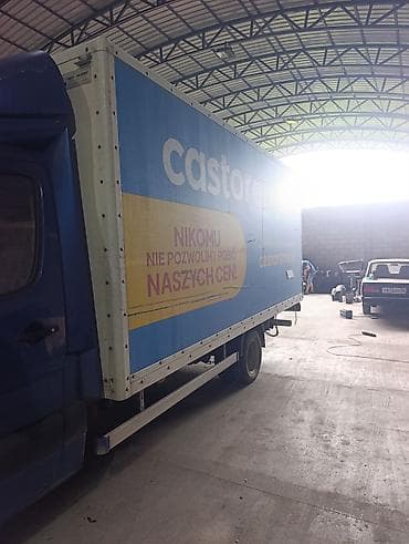 каропка 1 8: Будка Mercedes-Benz, 2010 г., Оригинал — 3