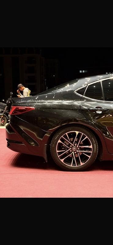 corolla 2016: Toyota Camry: 2024 г., 0.1 л, Автомат, Гибрид, Седан — 9