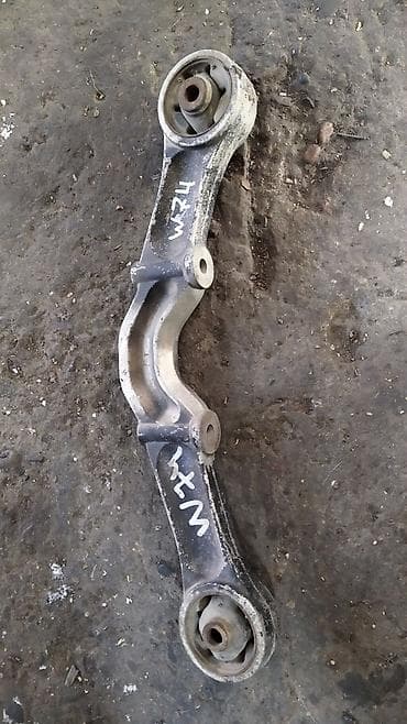 Подушка коробки передач Mitsubishi