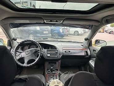 Honda Accord: 1999 г., 2 л, Автомат, Бензин, Седан — 7