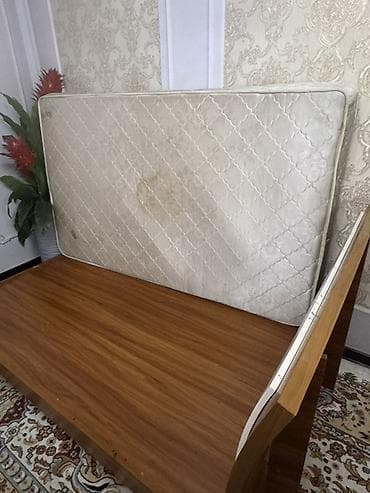 кровать 160: Двуспальная кровать, С матрасом, длина - 200 см — 3