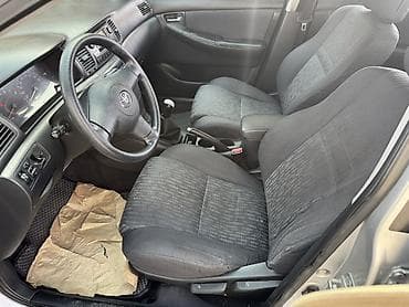обмен на электро: Toyota Corolla: 2004 г., 1.6 л, Механика, Бензин, Седан — 8