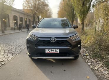Toyota RAV4: 2023 г., 2.5 л, Вариатор, Гибрид, Кроссовер