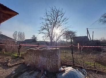 Недвижимость: 5 соток, Для строительства, Красная книга — 10