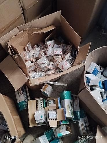 монтаж дверей: Ассортимент электроустановочных изделий и модульной автоматики — 3