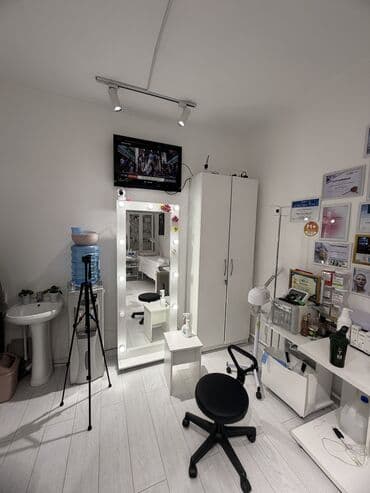 Кыймылсыз мүлк: Ижарага берем Салондогу кабинет, 16 м² — 3