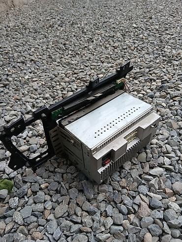 маниторы на авто: Б/у, Нестандартный, 4 ", Без системы, Без оперативной памяти ГБ ОЗУ, Без встроенной памяти Гб ПЗУ — 1