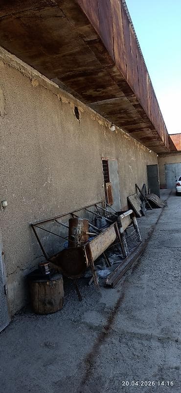 продаю гараж кант: Сдаются складские помещения город Кант в центре рядом с центральным — 4