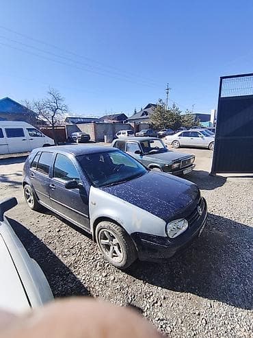 forester 2003: Volkswagen Golf: 1998 г., Механика, Хэтчбэк — 5