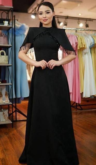 свадебные украшении: Элегантное вечернее платье в черном цвете. - Силуэт: приталенный верх — 2