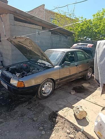 сетка на радиатор: Audi 80: 1988 г., Бензин, Седан — 2