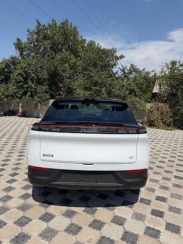 byd e9: Dongfeng : 2026 г., Автомат, Электромобиль, Кроссовер — 2