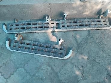 Наружные накладки порогов Mitsubishi, 1996 г., Б/у