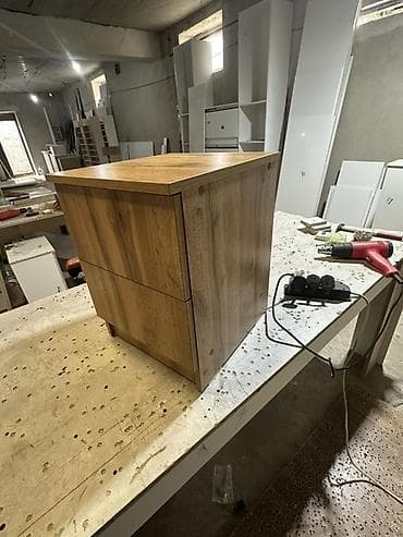 тумбочка с полочкой: Прикроватная тумба, Без зеркала, цвет - Коричневый, ЛДСП — 1
