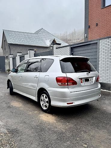 коробка x5: Toyota Ipsum: 2003 г., 2.4 л, Автомат, Газ, Минивэн — 5