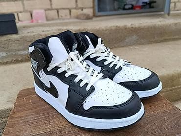 toot обувь бишкек: Мужские кроссовки, 40.5, Air Jordan, Новый, цвет - Черный, Самовывоз — 2