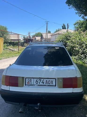 Audi 80: 1988 г., Механика, Газ