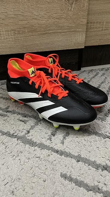 Оригинальные футбольные бутсы из официального магазина adidas в