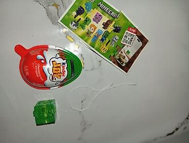 Игрушка из Kinder Joy x Minecraft Не дорогой.Успейте купить за