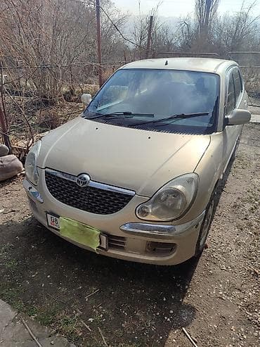 авто кытай: Toyota Duet: 2002 г., 1.3 л, Автомат, Бензин, Хэтчбэк — 1