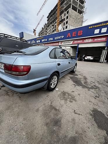 домик машина: Toyota Carina E: 1992 г., 1.6 л, Механика, Бензин, Хэтчбэк — 3