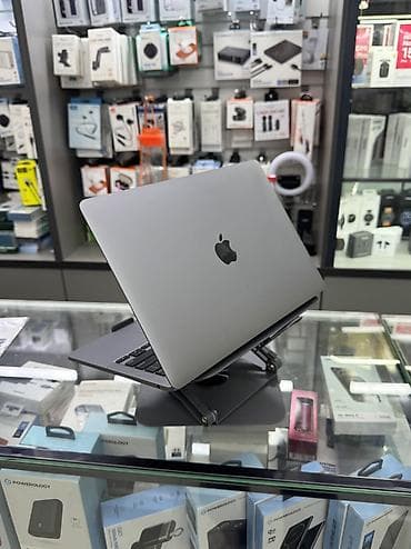Б/у MacBook Pro 13.3, M2, 8gb оперативная память, 512gb накопитель — 2