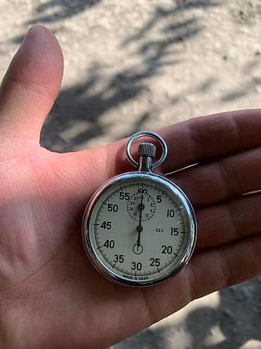 Советский секундомер .⏱️ ⏱️⏱️⏱️⏱️ Состояние 10 из 10 Город Бишкек