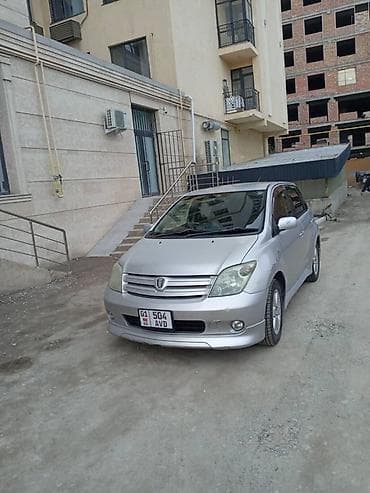 platz vitz: Toyota Ist: 2002 г., 1.3 л, Автомат, Бензин, Хэтчбэк — 5