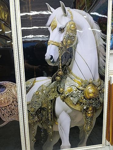 small table: Картины в рамах с изображением лошадей. Размер 120х65см - Комплект из — 3