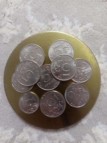 Монеты рубли продаю за 100 сом коллекционные и редкие кому нужно
