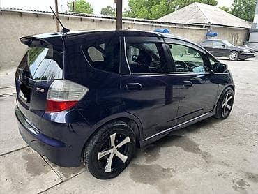 динамик на фит: Honda Fit: 2010 г., 1.5 л, Вариатор, Бензин, Хэтчбэк — 3