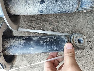 сумка на колесиках: Задний амортизатор, Передний амортизатор Subaru Новый — 3