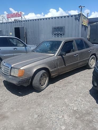 Mercedes-Benz W124: 1989 г., 2.3 л, Механика, Бензин, Седан — 7