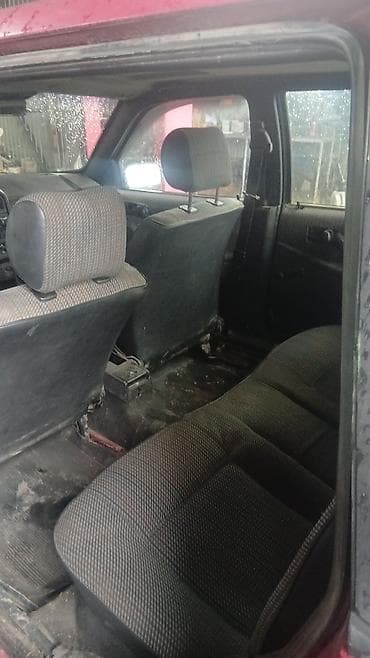 lada priora: Volkswagen Passat Variant: 1991 г., 1.8 л, Ручные, Бензин, Универсал — 5