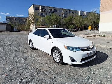 lexsus 300: Toyota Camry: 2013 г., 2.5 л, Автомат, Гибрид, Седан — 2