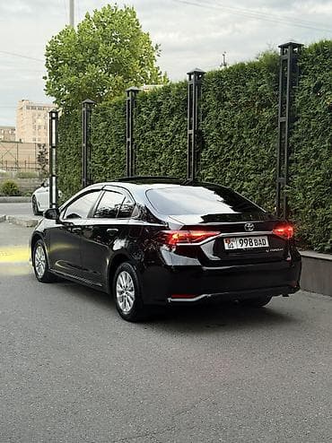corolla s: Toyota Corolla: 2020 г., 1.2 л, Автомат, Бензин, Седан — 6