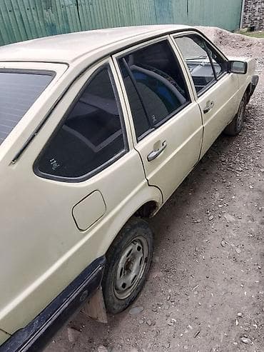 заслонка 124: Volkswagen Passat: 1986 г., 1.6 л, Механика, Бензин, Хэтчбэк — 6