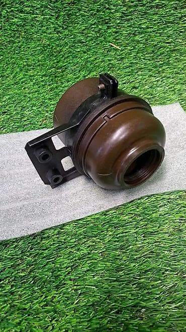 Бачок BMW Б/у, Оригинал, Германия at lalafo.kg Бачок BMW Б/у, Оригинал, Германия