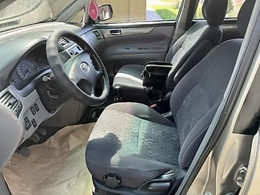 воздушные фильтра: Toyota Avensis Verso: 2003 г., 2 л, Механика, Дизель, Минивэн — 7