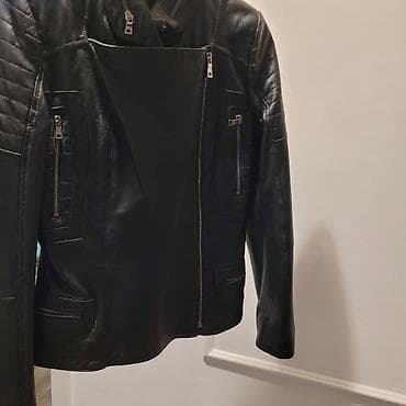коженые куртки: Кожаная куртка Турция размер S Продаю за 9тыс. имеются два замка — 4