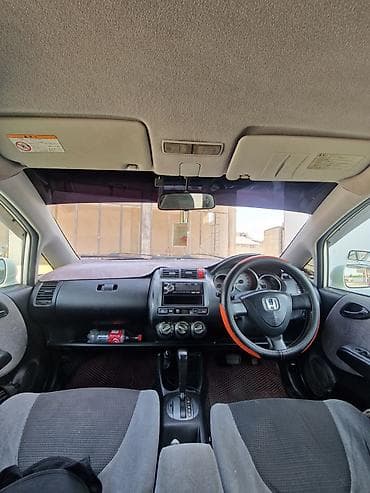 авто хонда аккорд спортивный: Honda Fit: 2002 г., Автомат, Бензин, Хэтчбэк — 8
