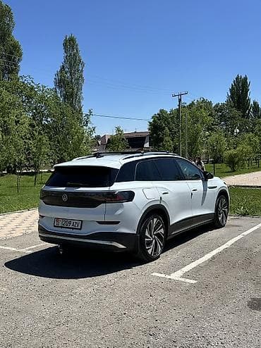 byd e7: Volkswagen ID.6: 2022 г., Автомат, Электромобиль, Кроссовер — 4