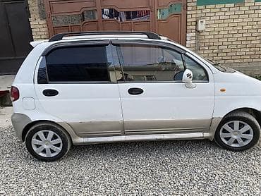 Унаа: Daewoo Matiz: 2004 г., 0.8 л, Кол менен иштөөчү, Бензин, Хетчбек — 4