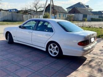 продаю не рабочий авто: Mercedes-Benz E-Class: 2001 г., 3.2 л, Типтроник, Бензин, Седан — 3