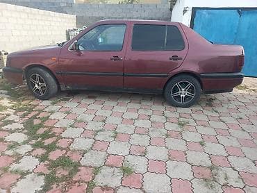 Унаа: Volkswagen Vento: 1994 г., 1.8 л, Кол менен иштөөчү, Бензин, Седан — 5
