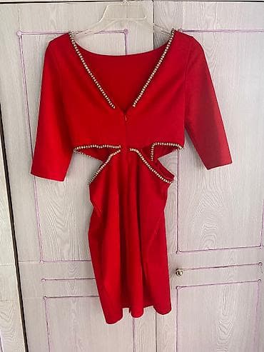 what: Продаю платья (одетые по одному-два раза)как новые Листаем Размеры — 3