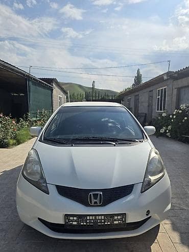 Honda Jazz: 2010 г., 1.4 л, Вариатор, Бензин, Хэтчбэк