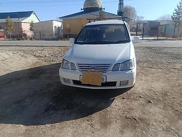 црв рд1: Toyota Gaia: 2000 г., 2 л, Автомат, Бензин, Минивэн — 2