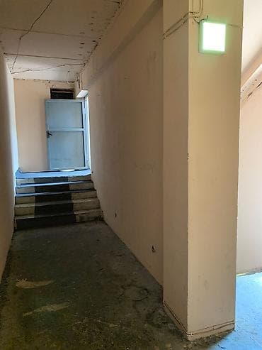Коммерциялык мүлк: 🏢 Сдаётся просторное помещение — 200 кв. м Ранее работал бильярдный — 8