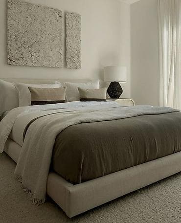 Студия, Душевая кабина